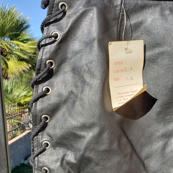 VNTG 80's LA ROXX Leather

SKIRT‎ - Picture 3 of 4